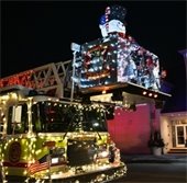 light up the lake - Christmas lights on the fire truck 